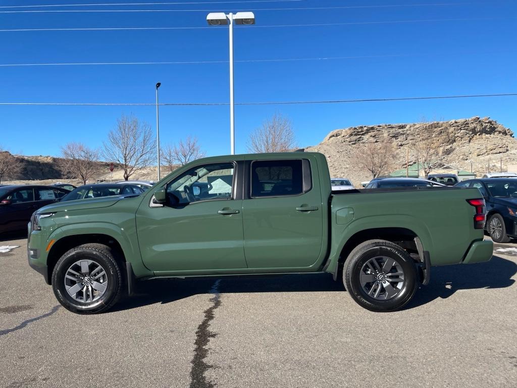 2025 Nissan Frontier SV photo 2