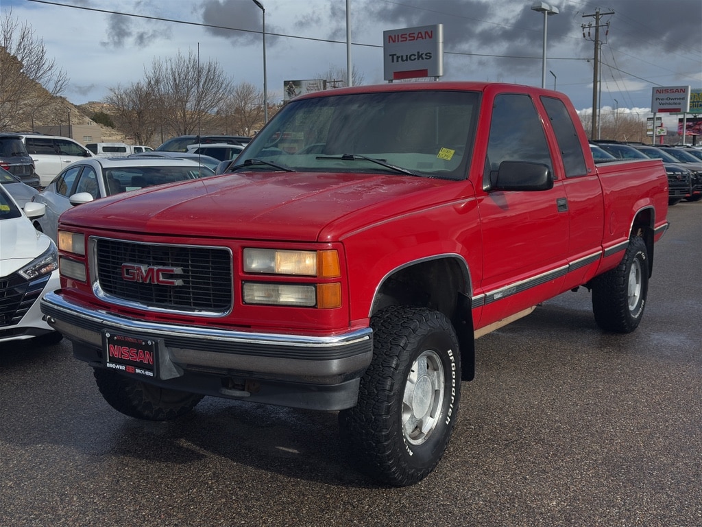 1999 GMC Sierra SLE's photo