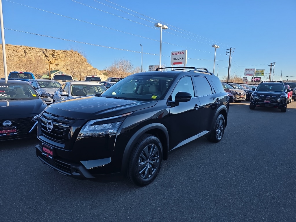 New 2025 Nissan Pathfinder SV Sport Utility