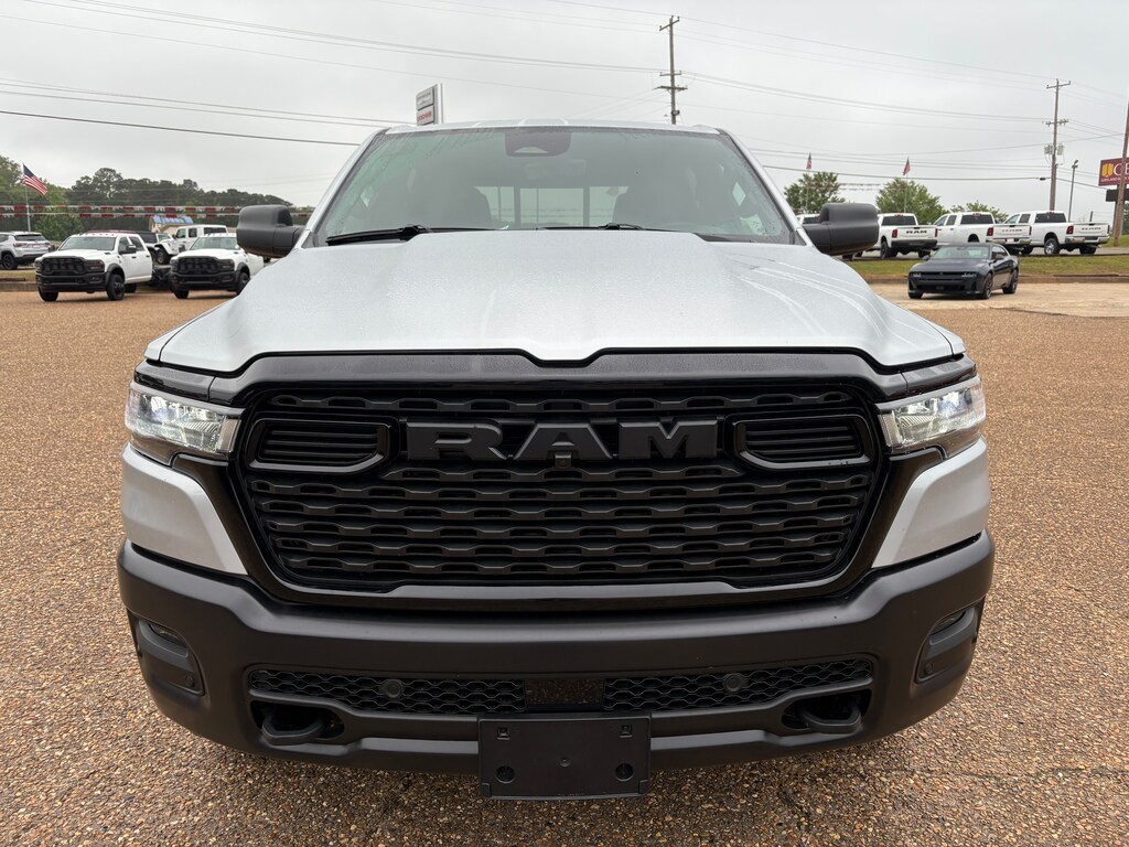 New 2026 Ram 1500 WARLOCK CREW CAB 4X4 5'7 BOX Pickup