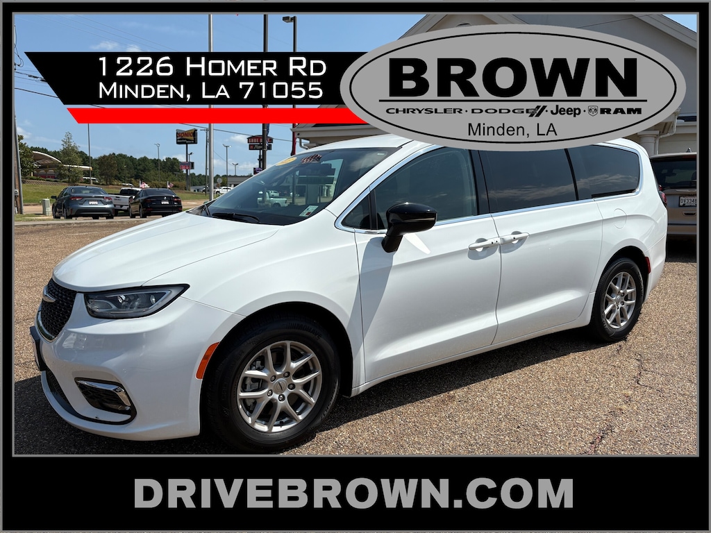 Used 2024 Chrysler Pacifica Touring L Van Passenger Van