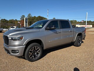 2026 Ram 1500 LARAMIE CREW CAB 4X4 5'7 BOX Pickup