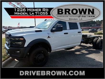 2026 Ram 5500 Chassis Cab TRADESMAN  CREW  4X4 84' CA Pickup