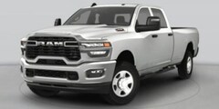 2026 Ram 3500 TRADESMAN CREW CAB 4X4 8' BOX Pickup
