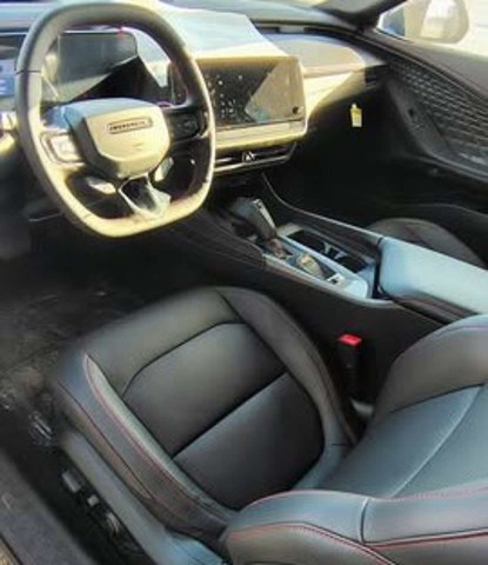 2025 Dodge Charger R/T photo 4