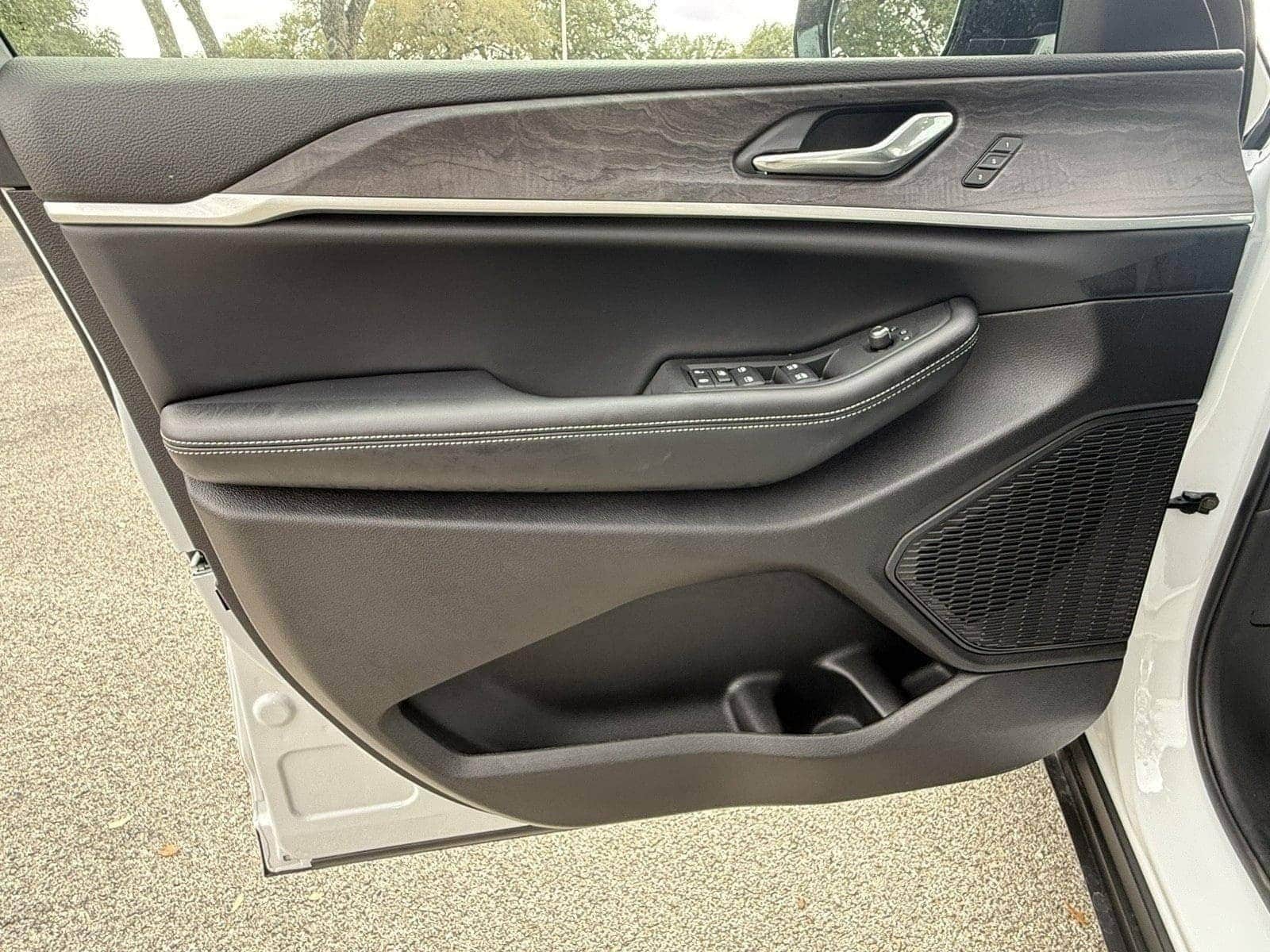 2025 Jeep Grand Cherokee Limited - Photo 21