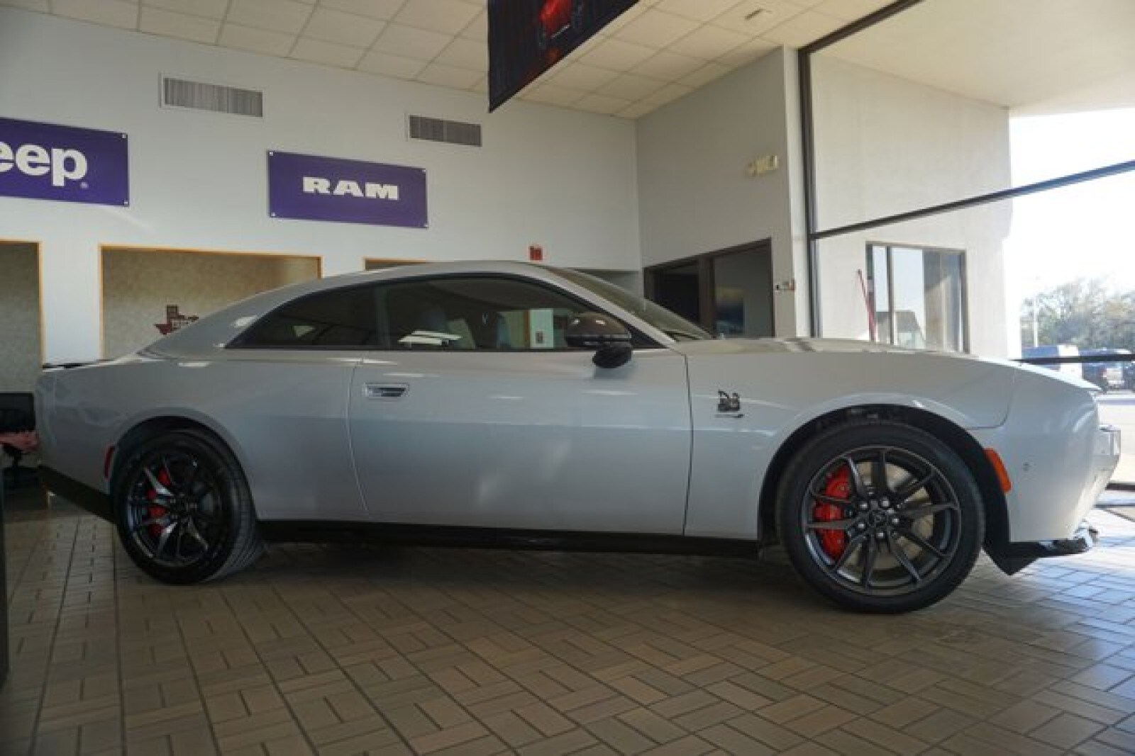 2024 Dodge Charger Daytona Scat Pack AWD photo 3