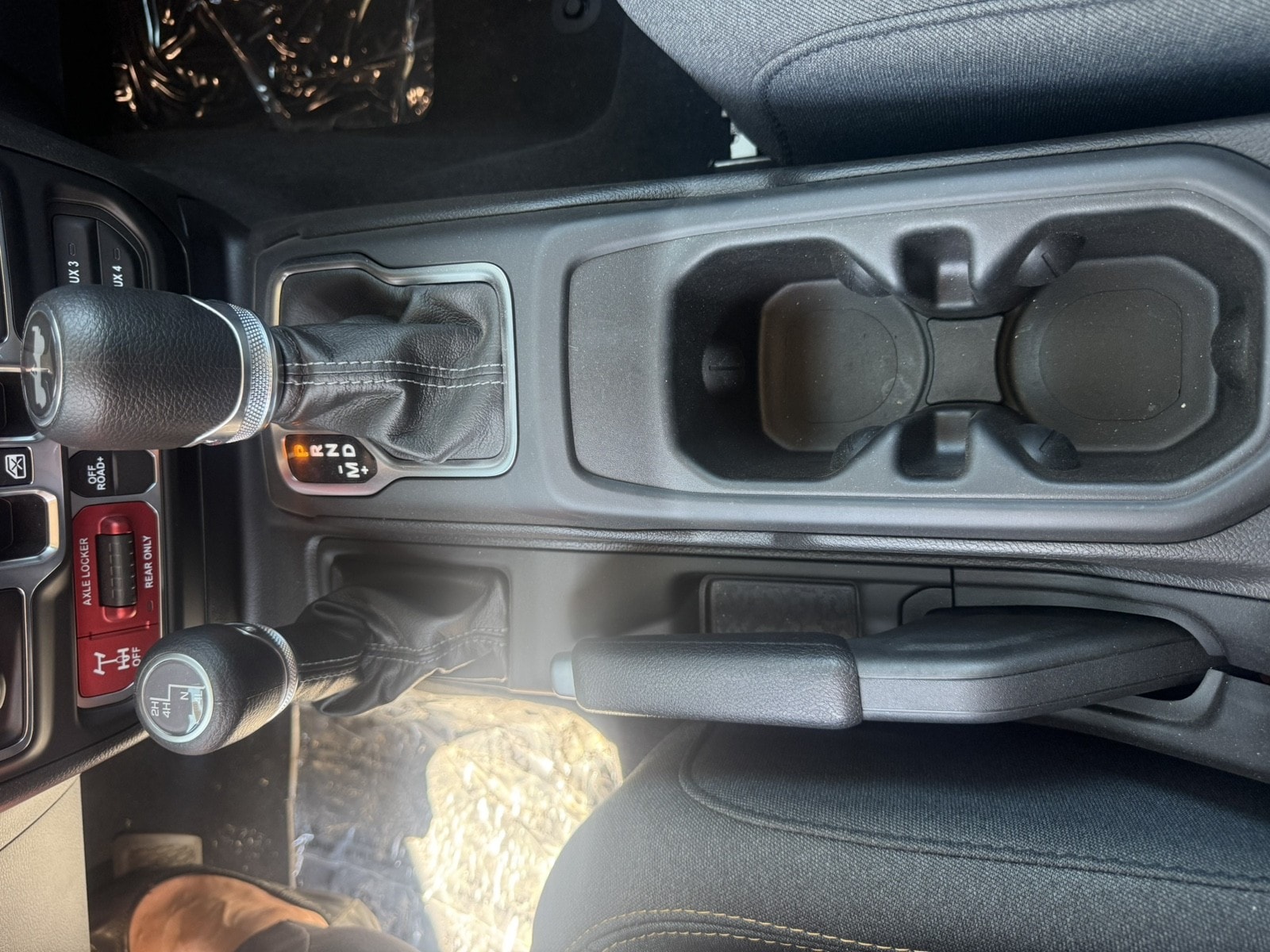 2025 Jeep Wrangler 4-Door Willys - Photo 18