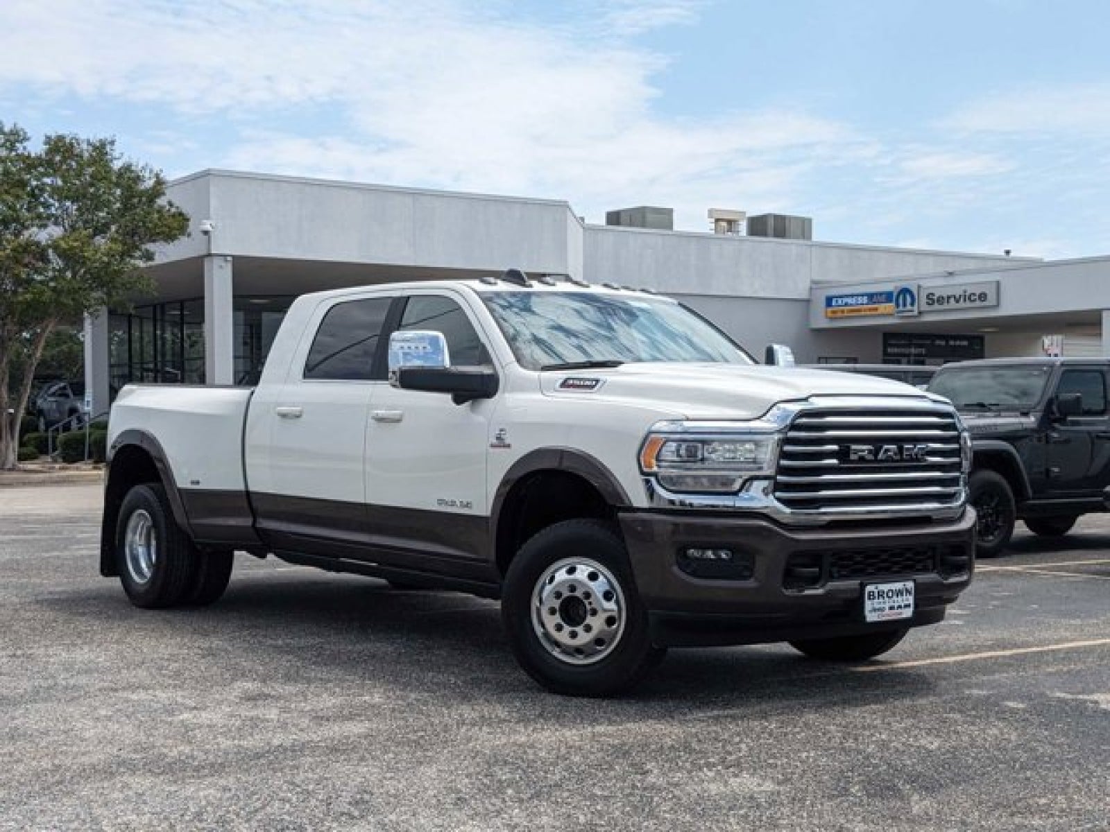 Used 2023 RAM Ram 3500 Pickup Longhorn with VIN 3C63RRNLXPG645049 for sale in Devine, TX