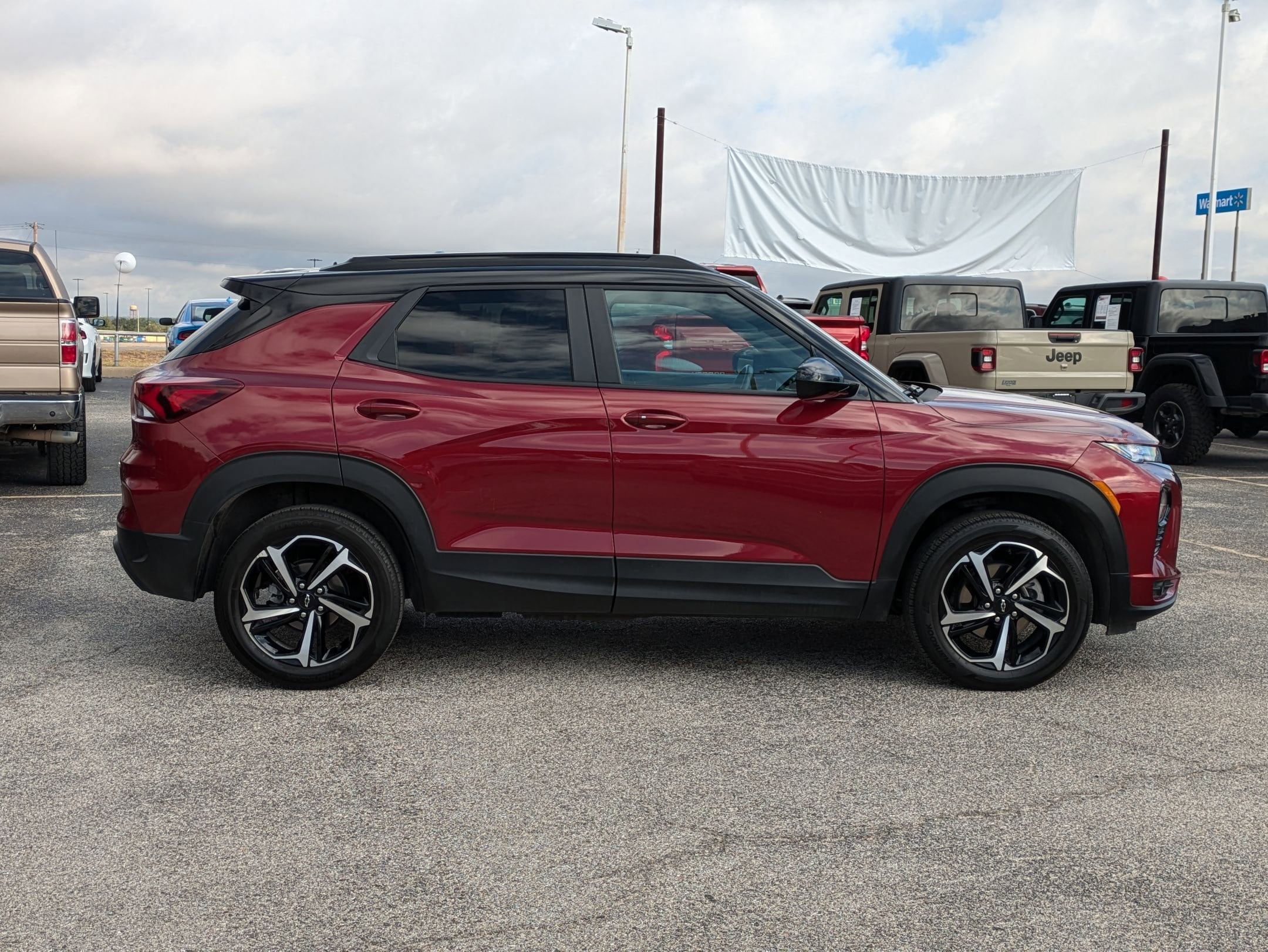 Used 2023 Chevrolet TrailBlazer RS with VIN KL79MUSL3PB178572 for sale in Devine, TX