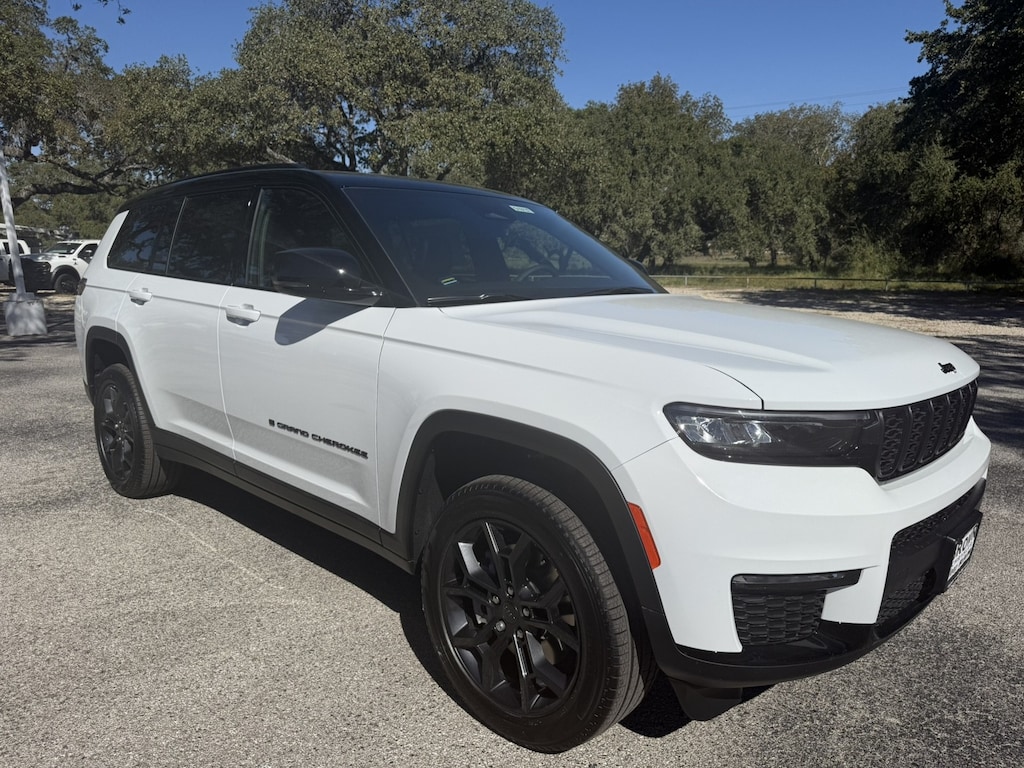 New 2025 Jeep Grand Cherokee L LIMITED 4X4 Sport Utility