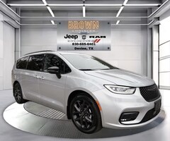 2026 Chrysler Pacifica LIMITED Passenger Van