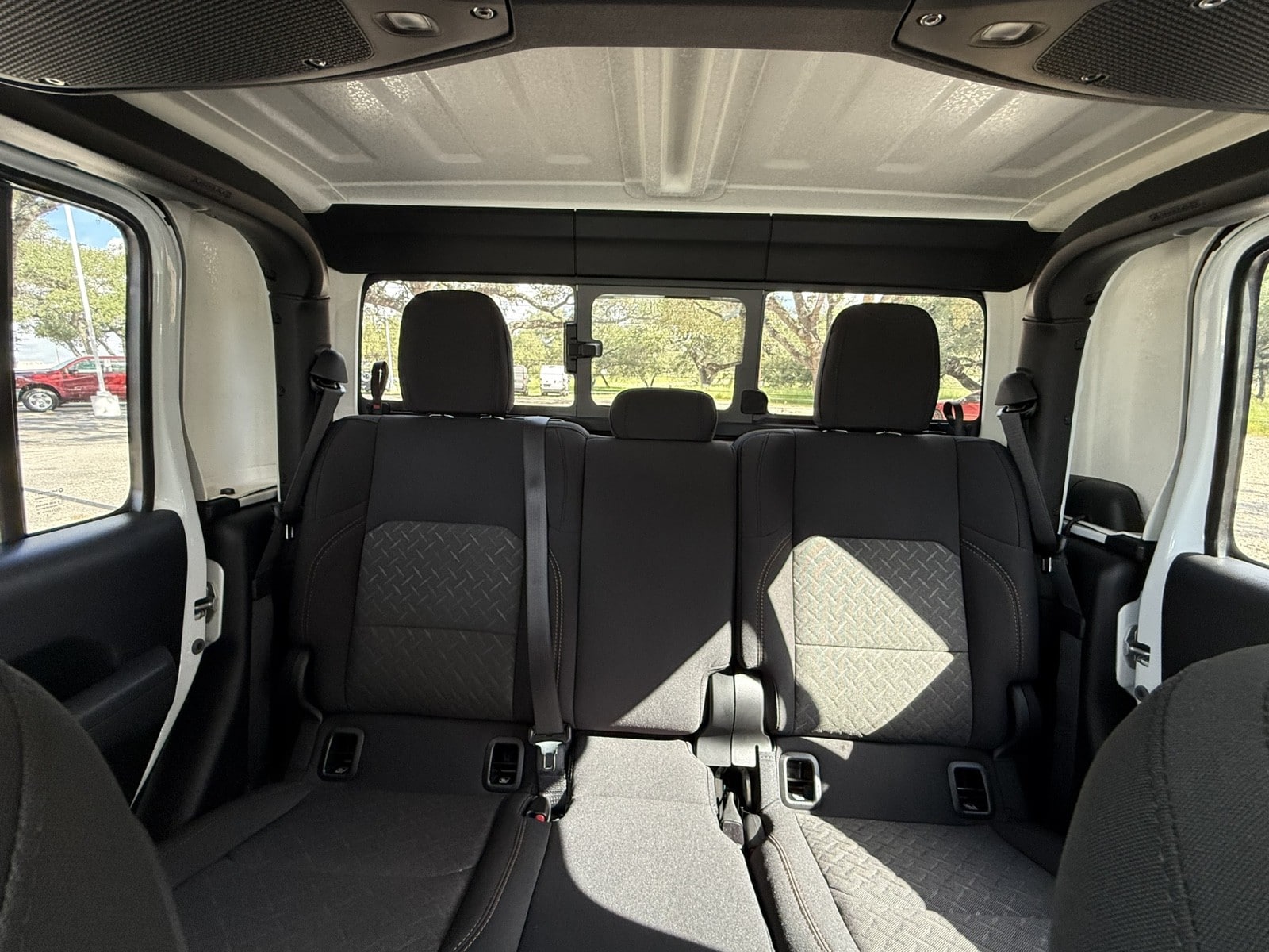 2025 Jeep Gladiator Mojave - Photo 26