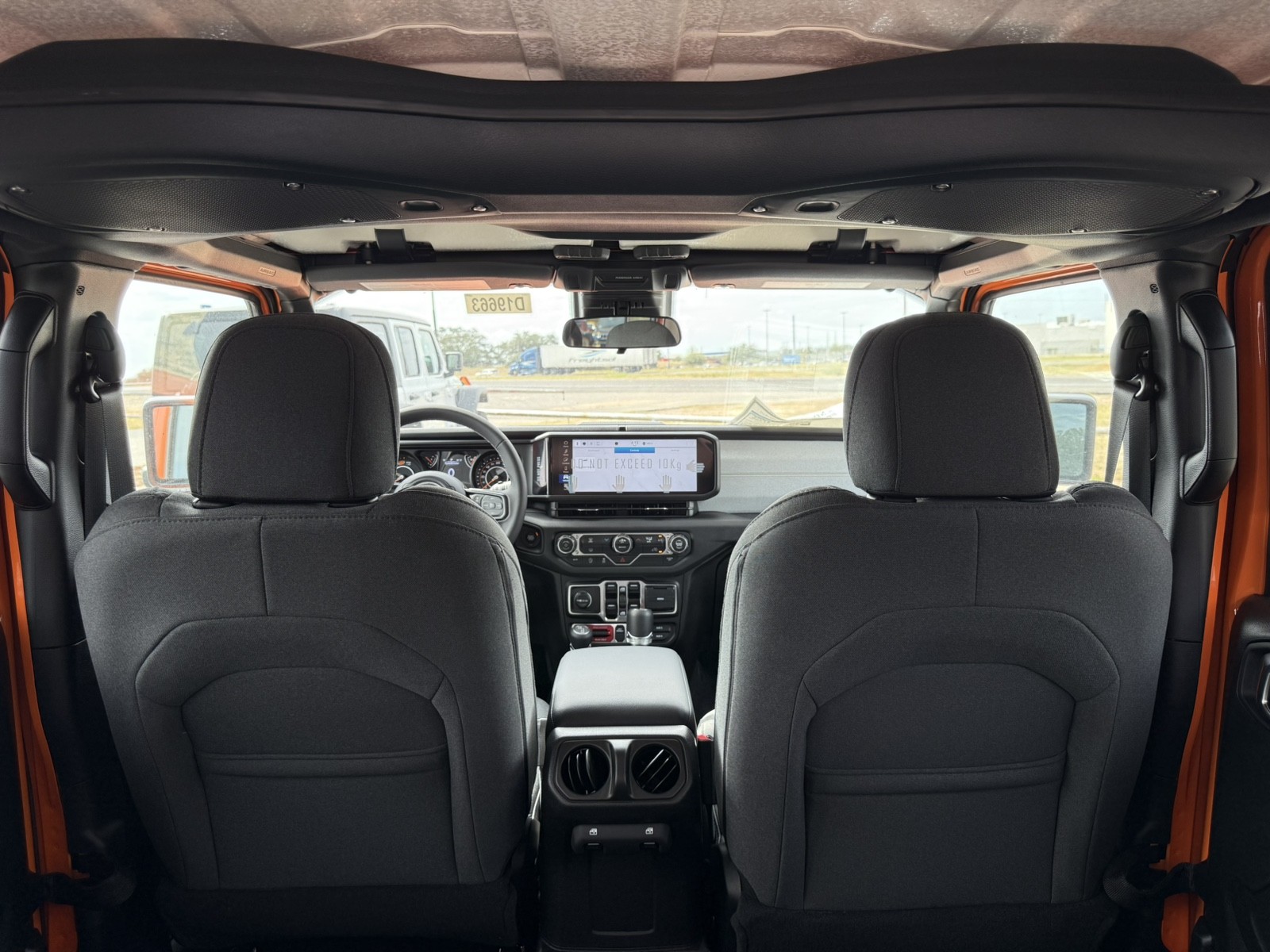2025 Jeep Wrangler 4-Door Willys - Photo 14