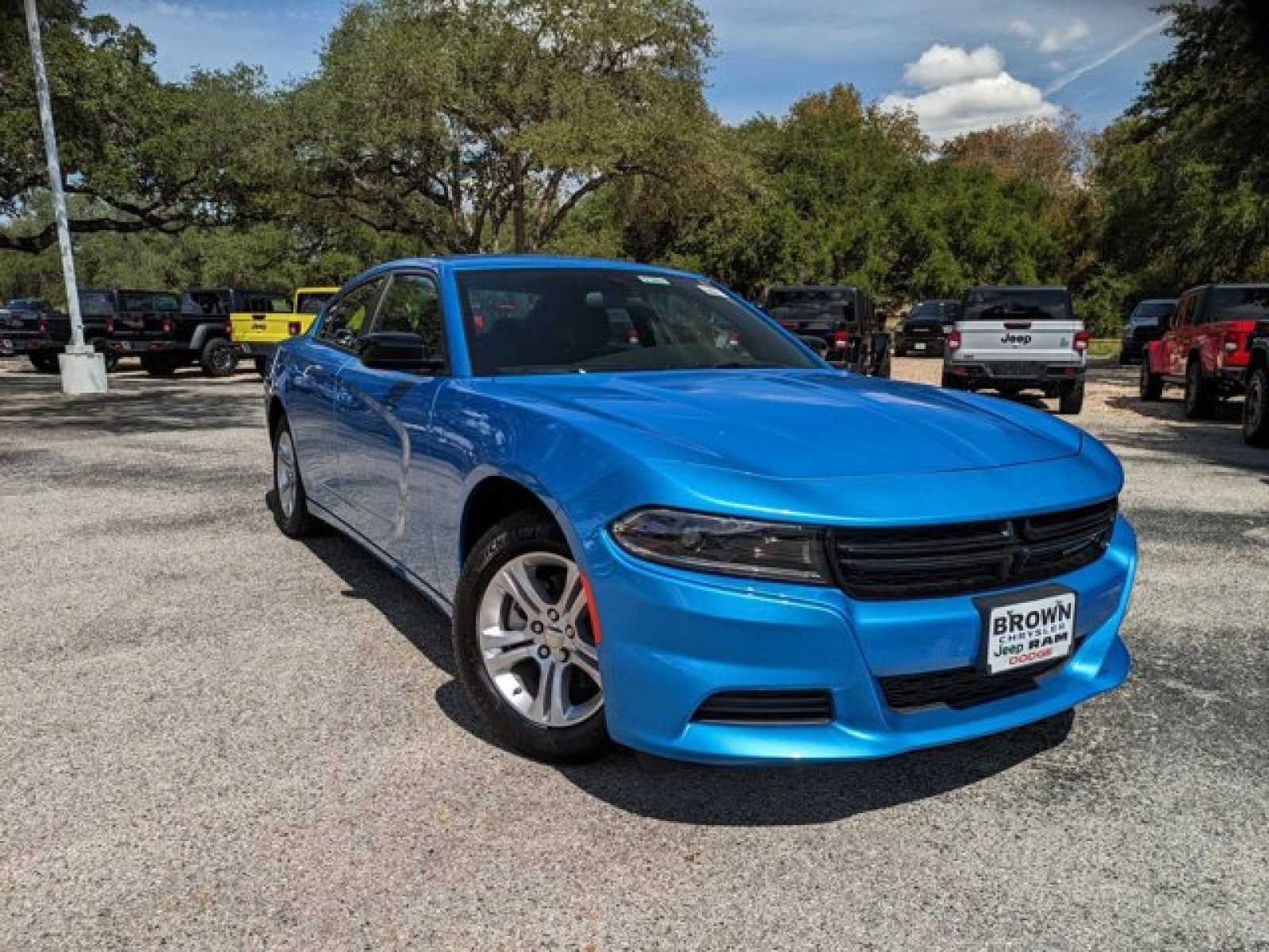 Used 2023 Dodge Charger SXT with VIN 2C3CDXBG6PH627414 for sale in Devine, TX