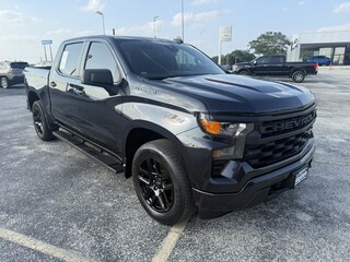 2022 Chevrolet Silverado 1500 Custom Pickup Truck