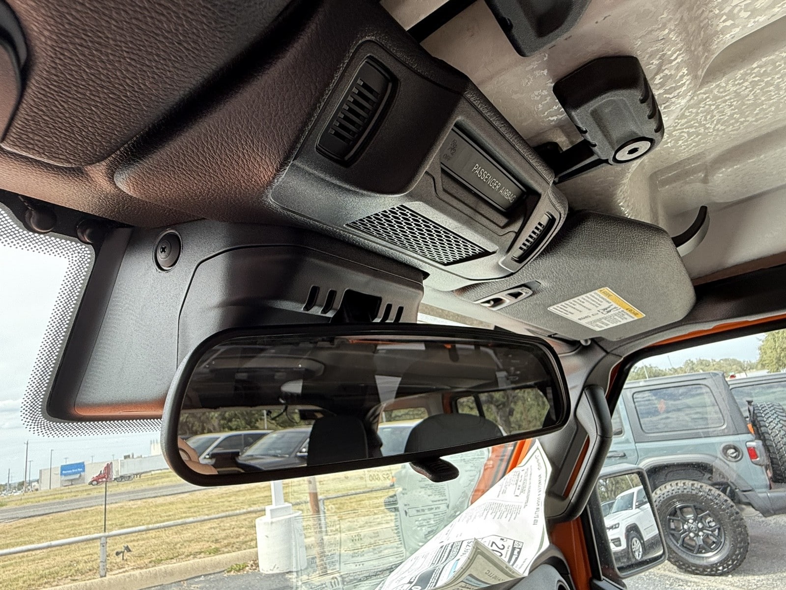 2025 Jeep Wrangler 4-Door Willys - Photo 26