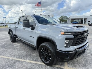2025 Chevrolet Silverado 2500HD Custom Pickup Truck