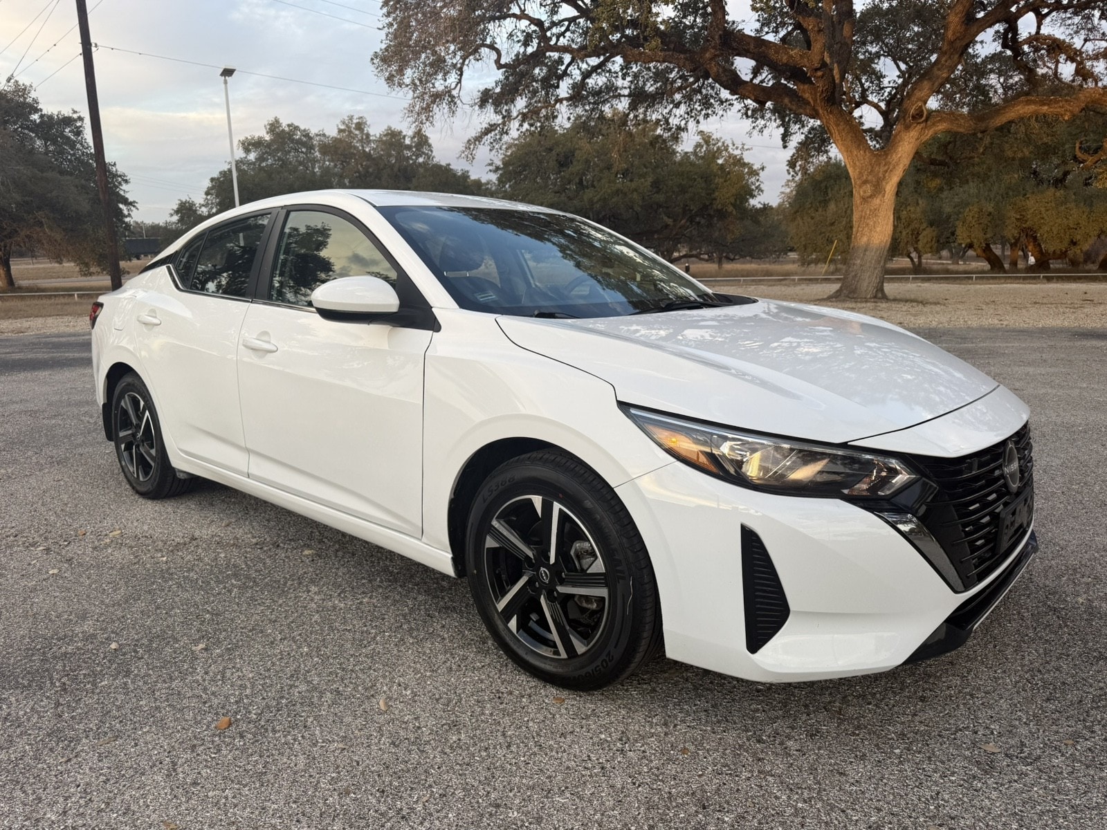 Used 2025 Nissan Sentra SV with VIN 3N1AB8CVXSY257716 for sale in Devine, TX
