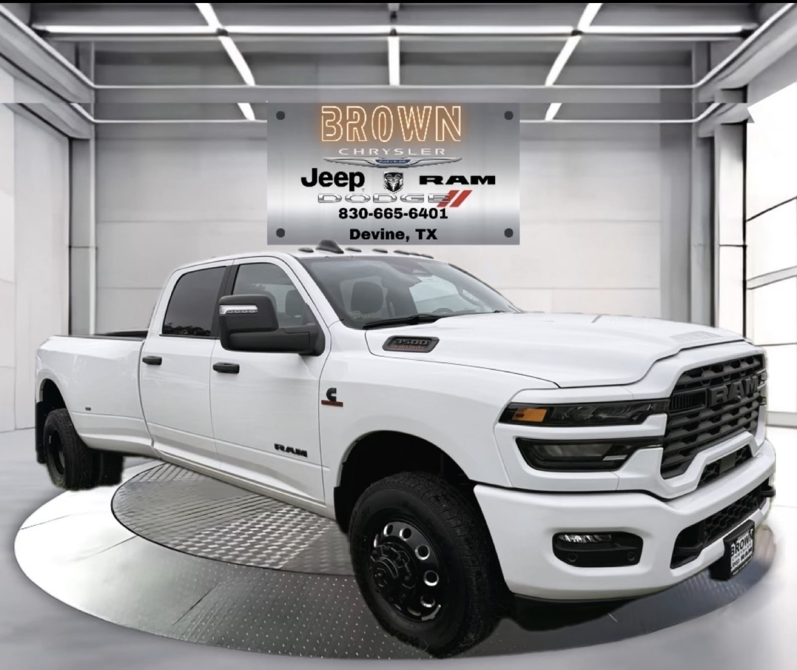 New 2026 Ram 3500 LONE STAR CREW CAB 4X4 8' BOX