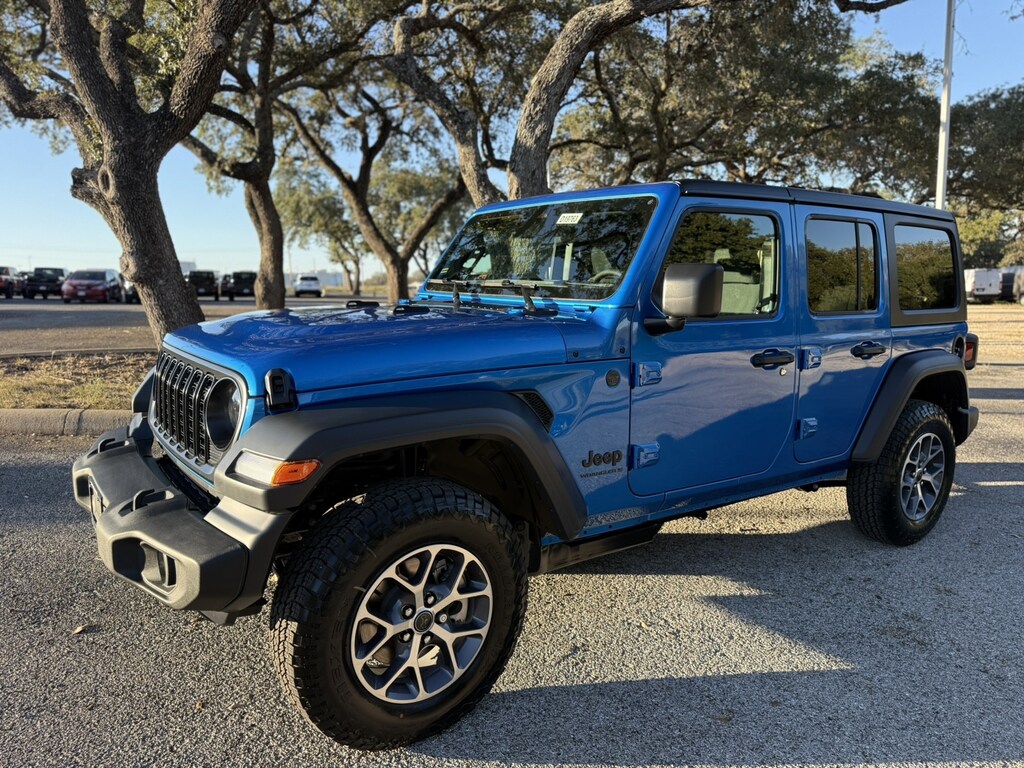 New 2026 Jeep Wrangler 4-DOOR SPORT S Sport Utility