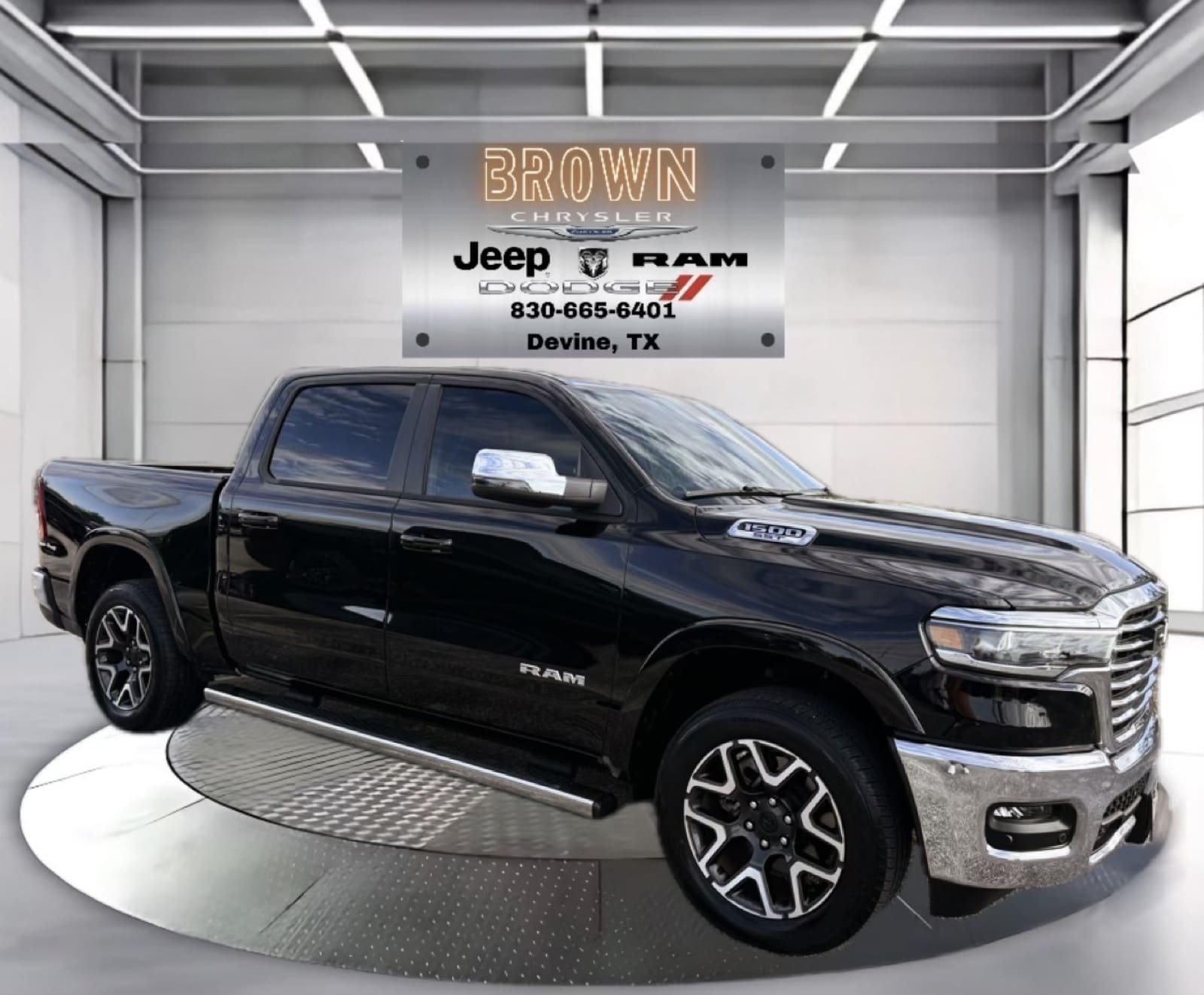 2025 RAM 1500 Laramie 4x4 Crew Cab 5'7's photo