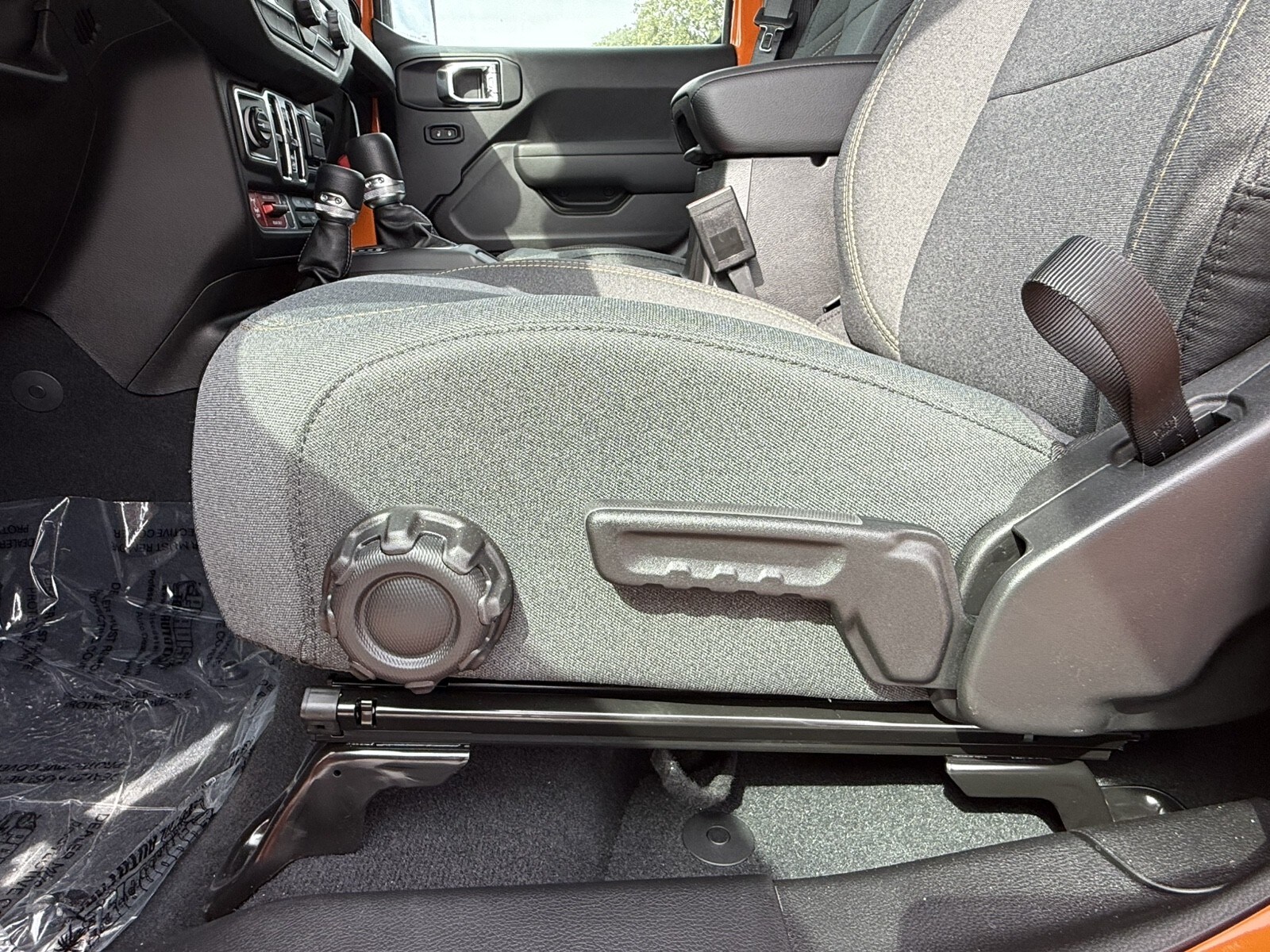 2025 Jeep Wrangler 4-Door Willys - Photo 21