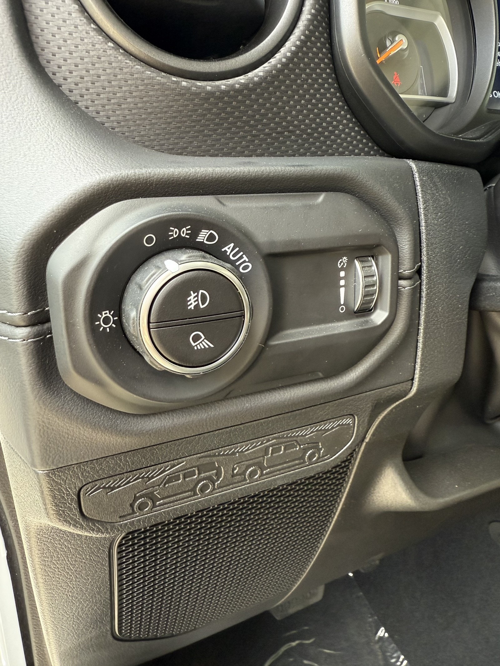 2025 Jeep Gladiator Mojave - Photo 17