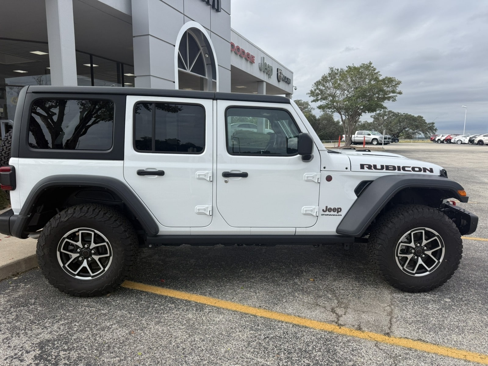 2025 Jeep Wrangler 4-Door Rubicon - Photo 8