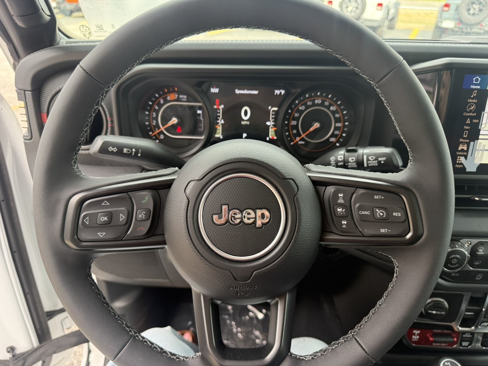 2025 Jeep Wrangler 4-Door Rubicon - Photo 18