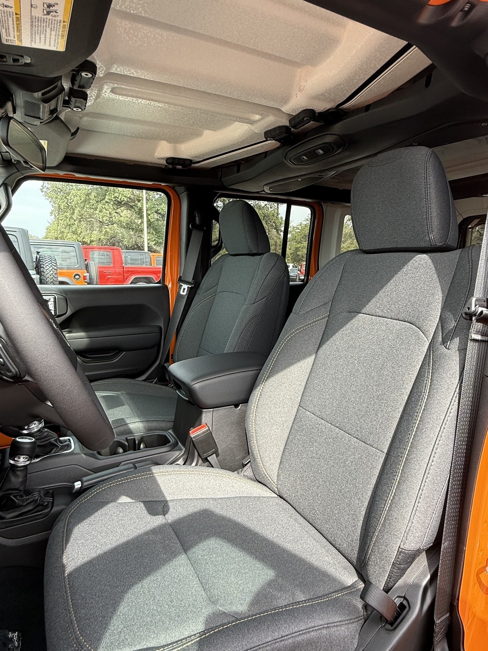 2025 Jeep Wrangler 4-Door Willys - Photo 19