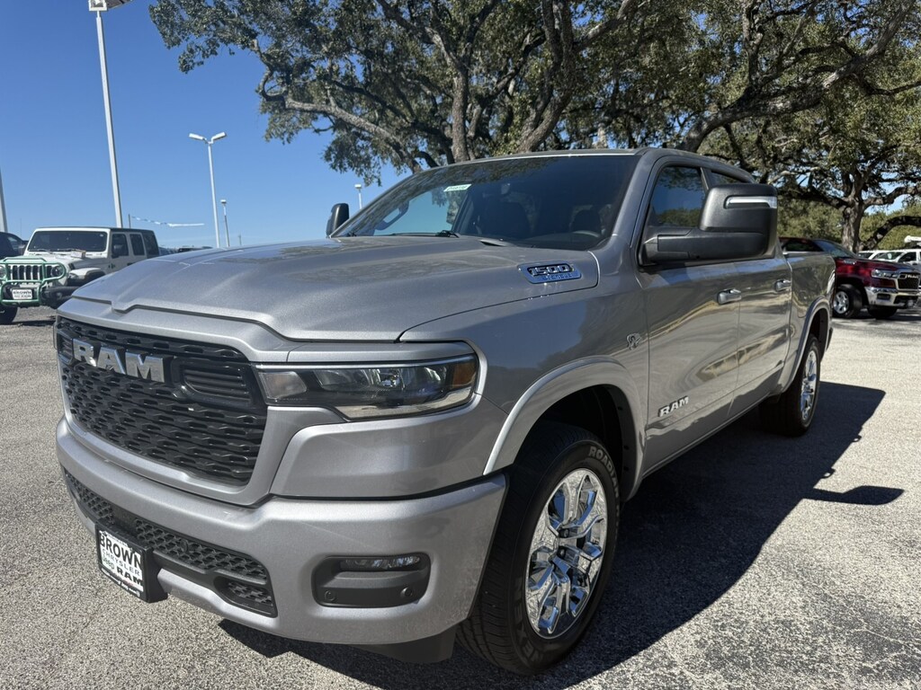 New 2026 Ram 1500 LONE STAR CREW CAB 4X4 5'7 BOX Pickup