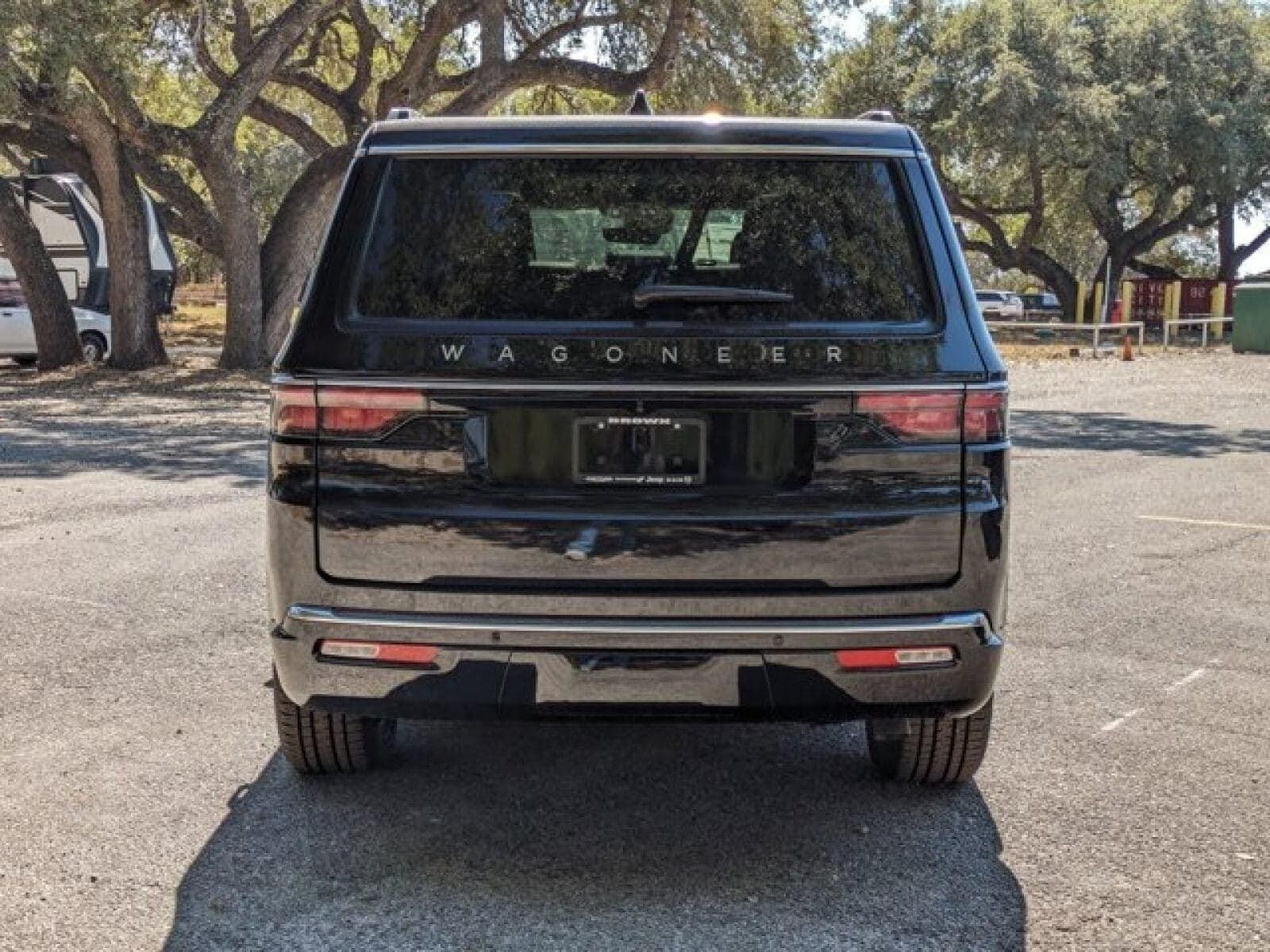 2024 Jeep Wagoneer photo 4