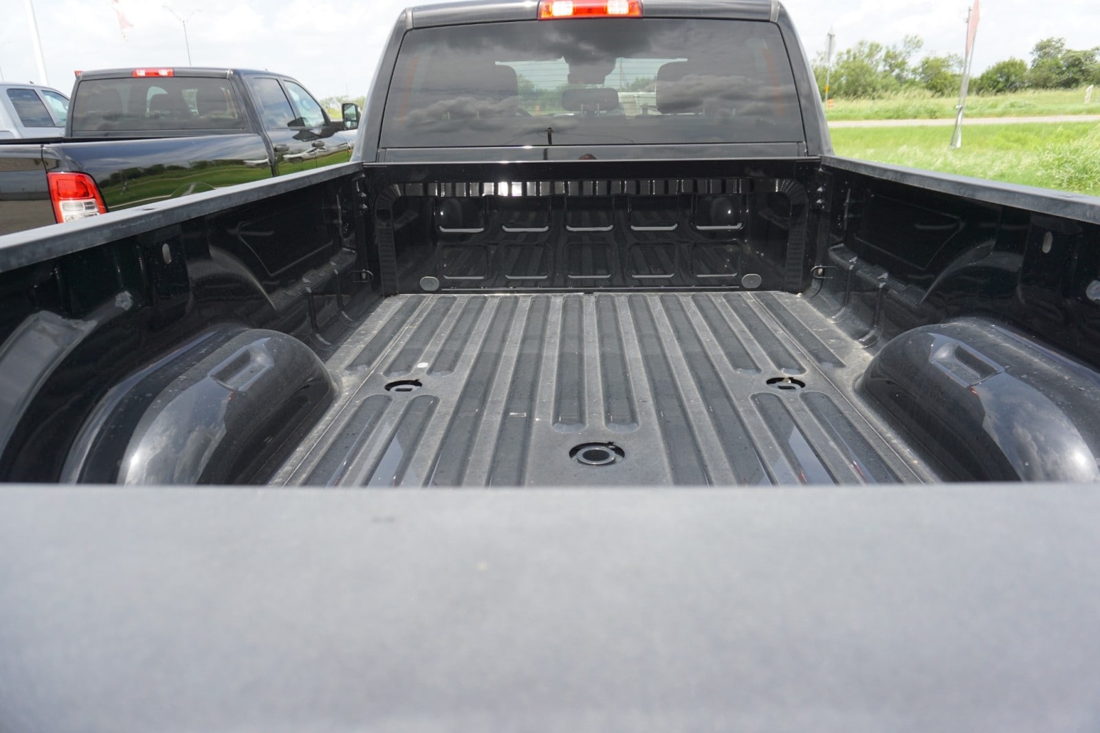 2025 RAM 3500 Tradesman - Photo 6