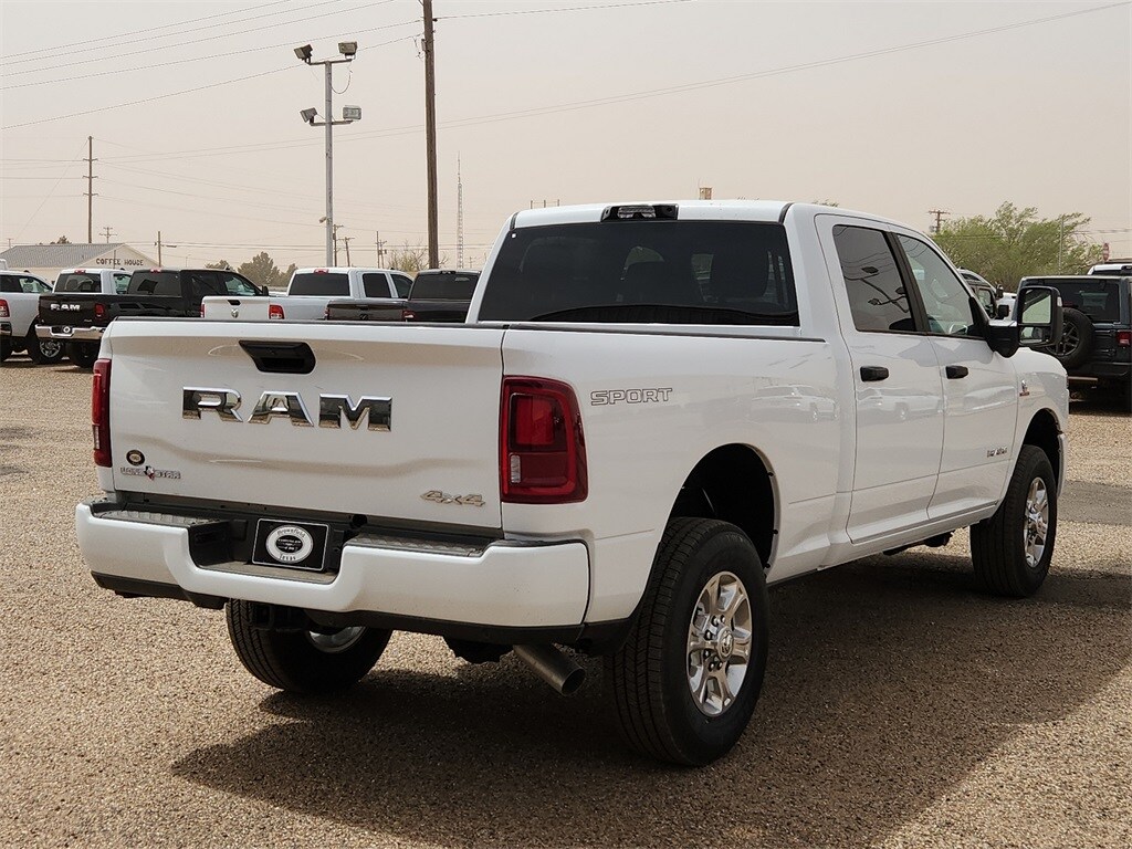 2025 Ram 2500 Big Horn photo 4
