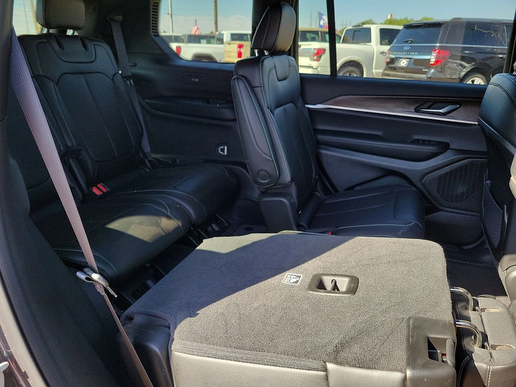 2025 Jeep Grand Cherokee L Limited - Photo 25