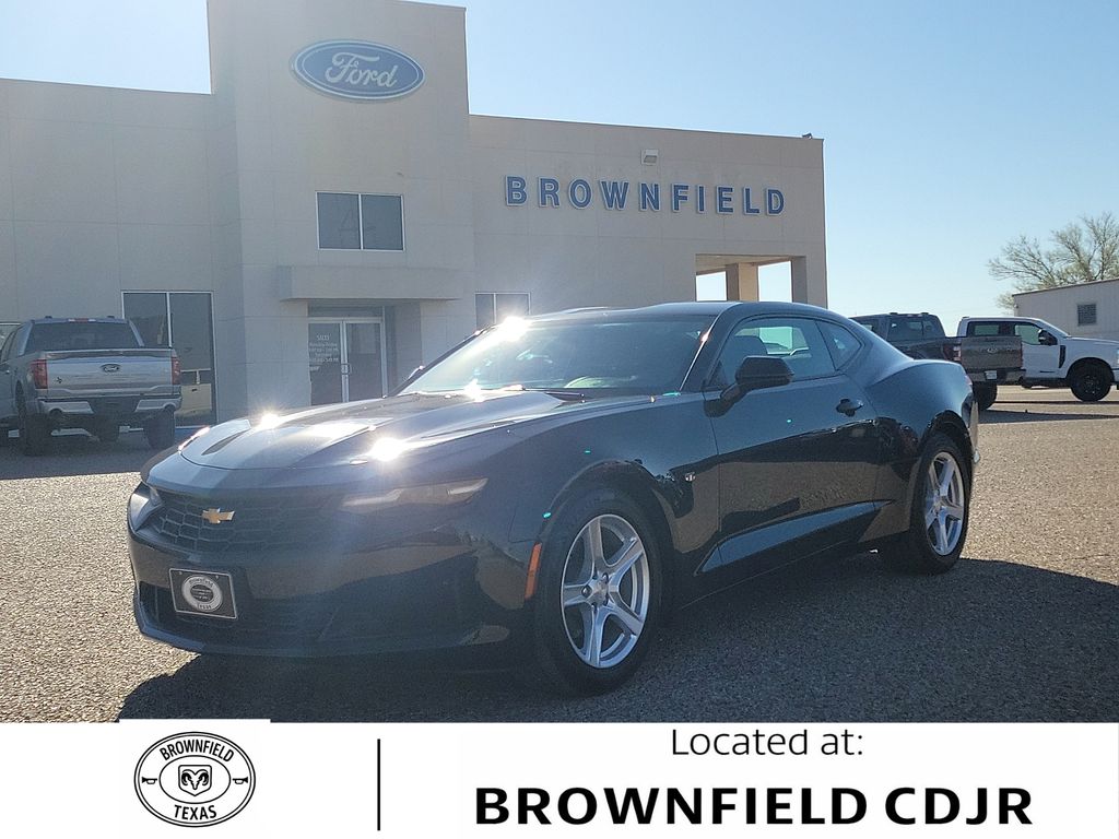 2023 Chevrolet Camaro 2.0 1LT's photo