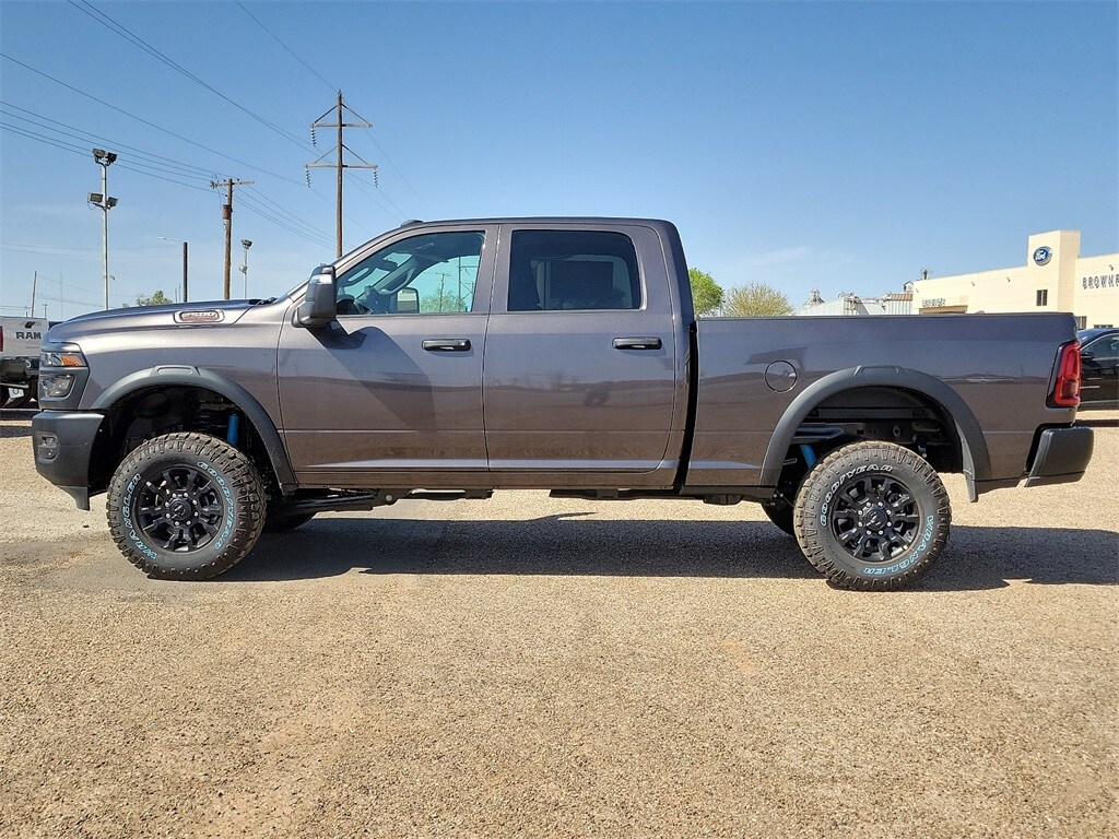 2025 Ram 2500 Tradesman photo 3