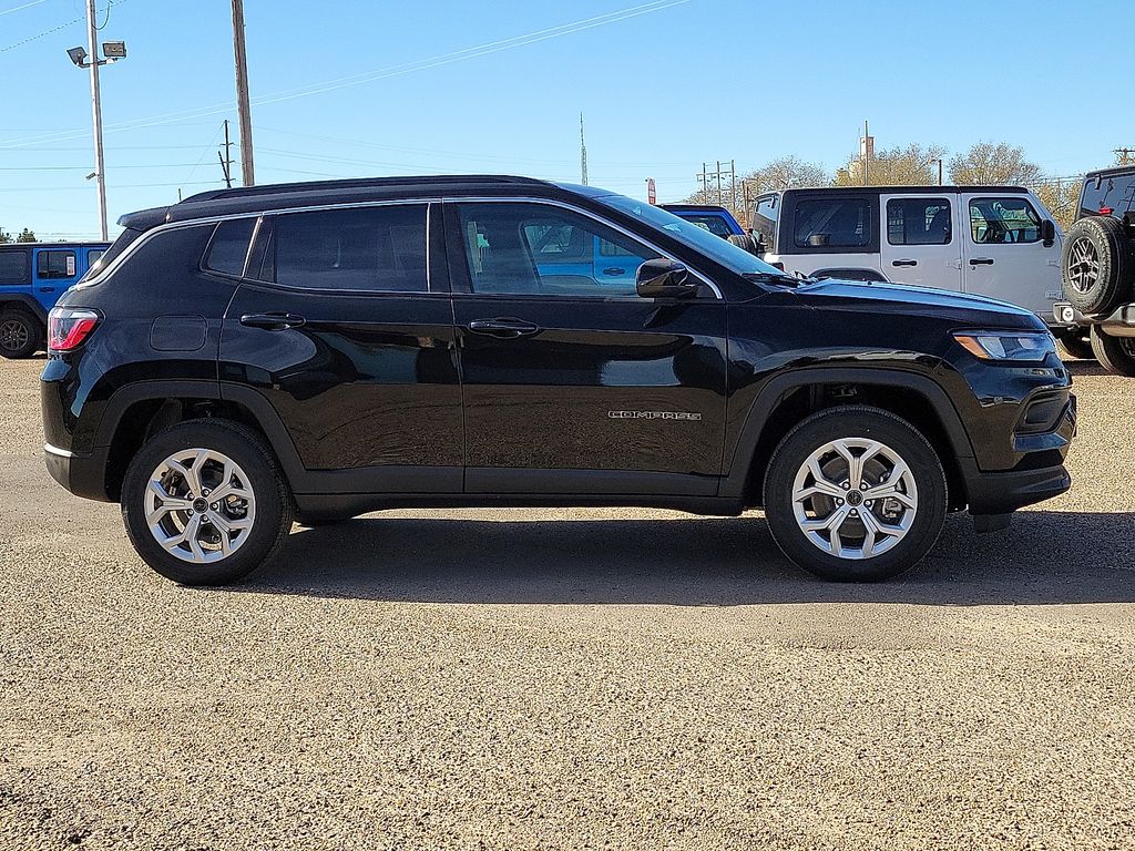 2026 Jeep Compass Latitude - Photo 7