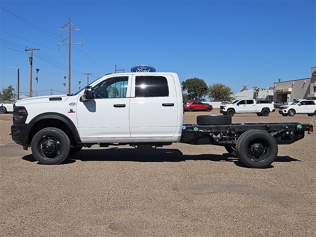 2026 Ram 4500 Tradesman photo 3