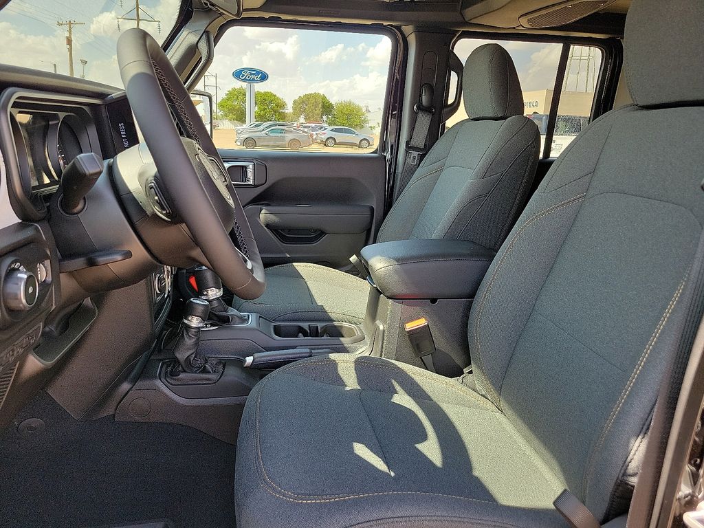2025 Jeep Wrangler 4-Door Sport S - Photo 12