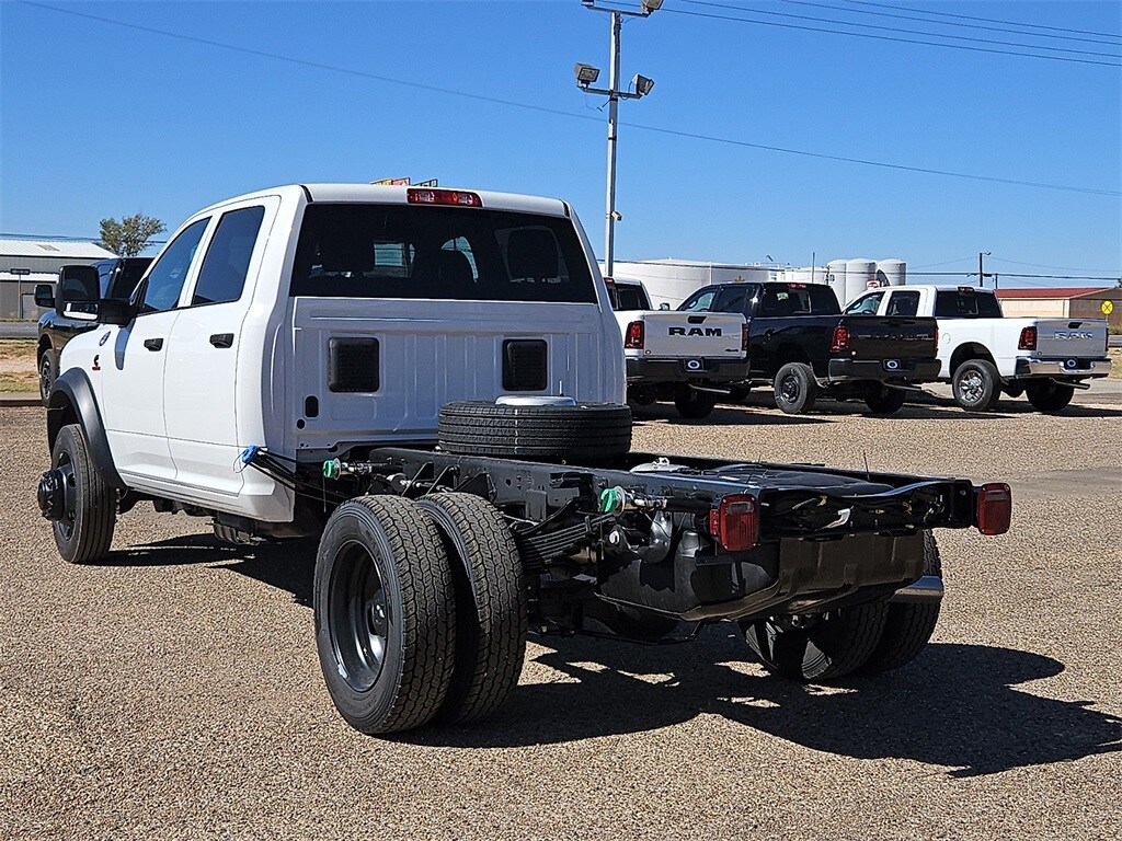 2026 Ram 4500 Tradesman photo 4