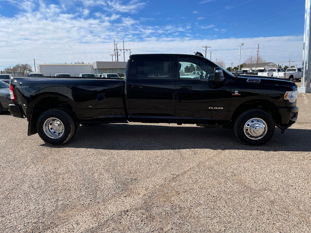 New 2024 Ram 3500 BIG HORN CREW CAB 4X4 8' BOX For Sale Brownfield TX