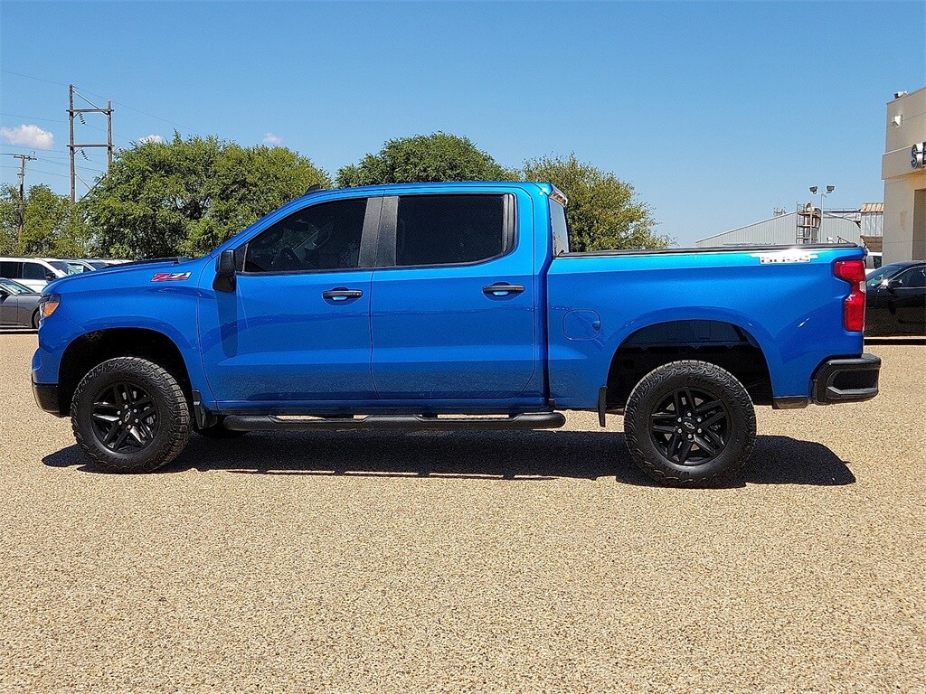 2024 Chevrolet Silverado 1500 Custom Trail Boss photo 3