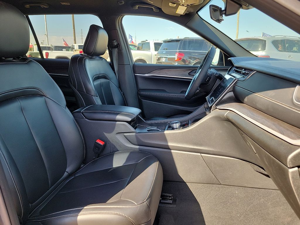 2025 Jeep Grand Cherokee L Limited - Photo 24
