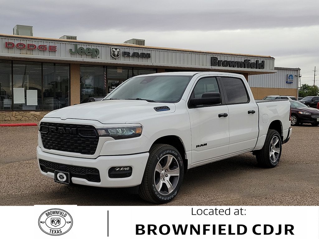 2026 RAM 1500 Express Crew Cab 5'7's photo
