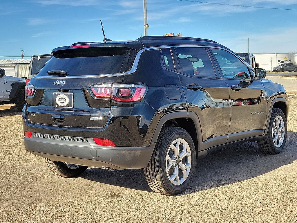 2026 Jeep Compass Latitude - Photo 6