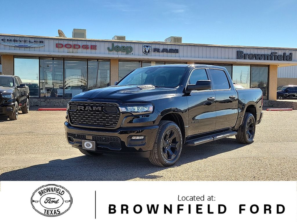 New 2026 Ram 1500 EXPRESS CREW CAB 4X4 5'7 BOX