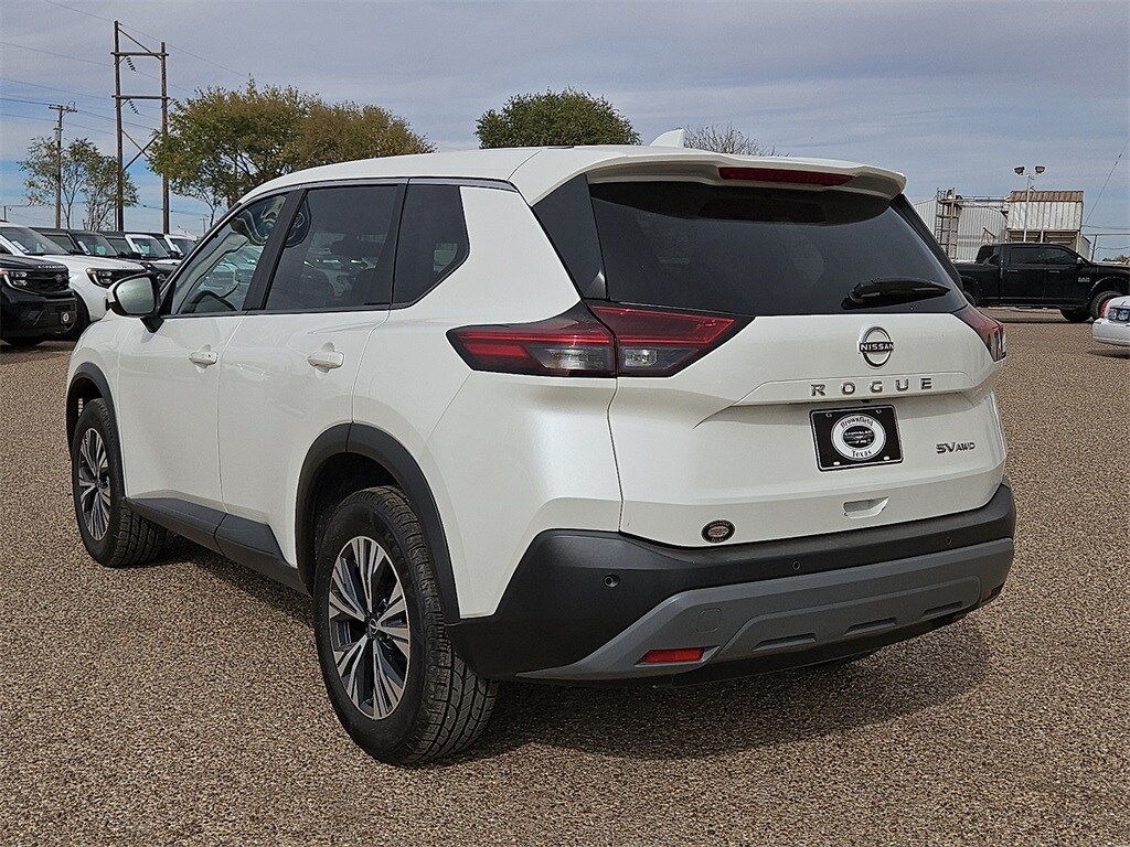 2023 Nissan Rogue SV photo 3