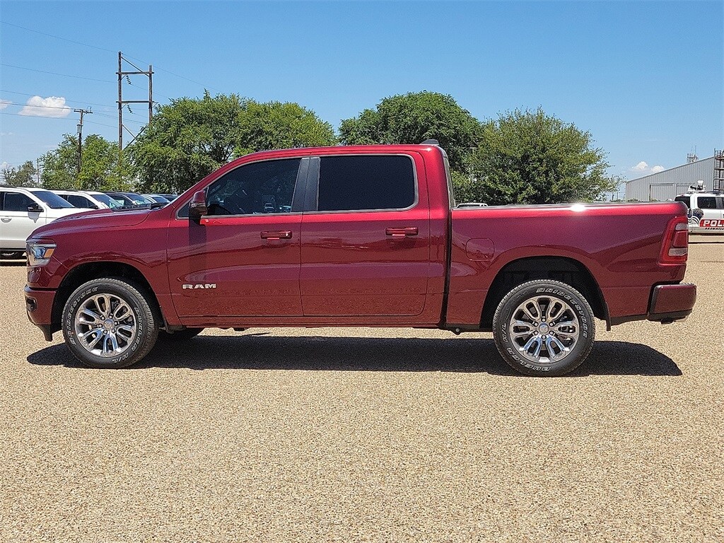 2024 Ram 1500 Laramie photo 3